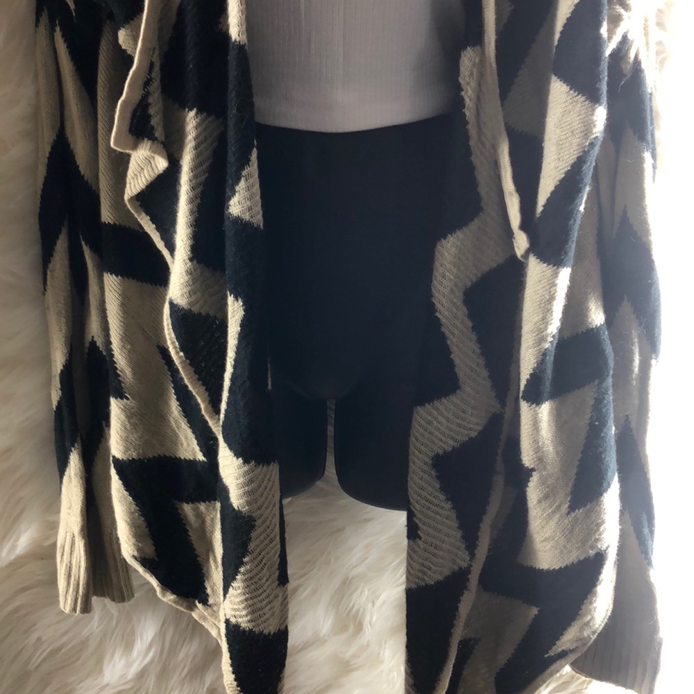 Cardigan - Picture 2 of 2